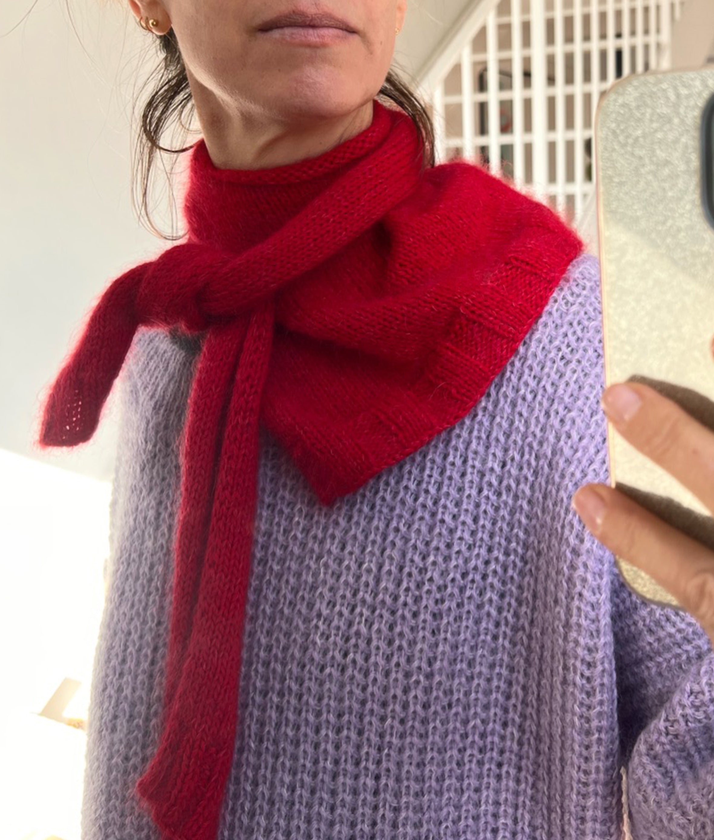 Le pull sur les épaules "ROMY"