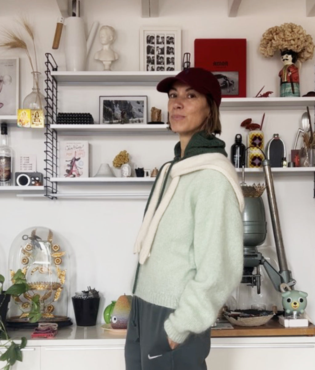 Le pull sur les épaules "ROMY"