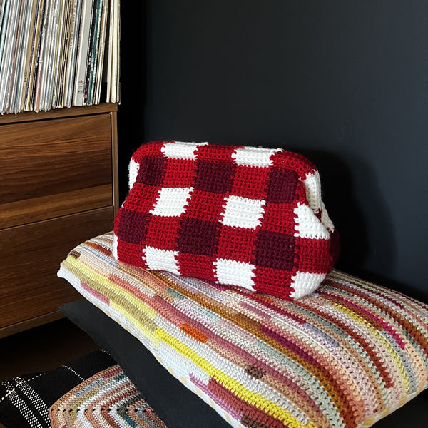 La pochette "TINA" au crochet