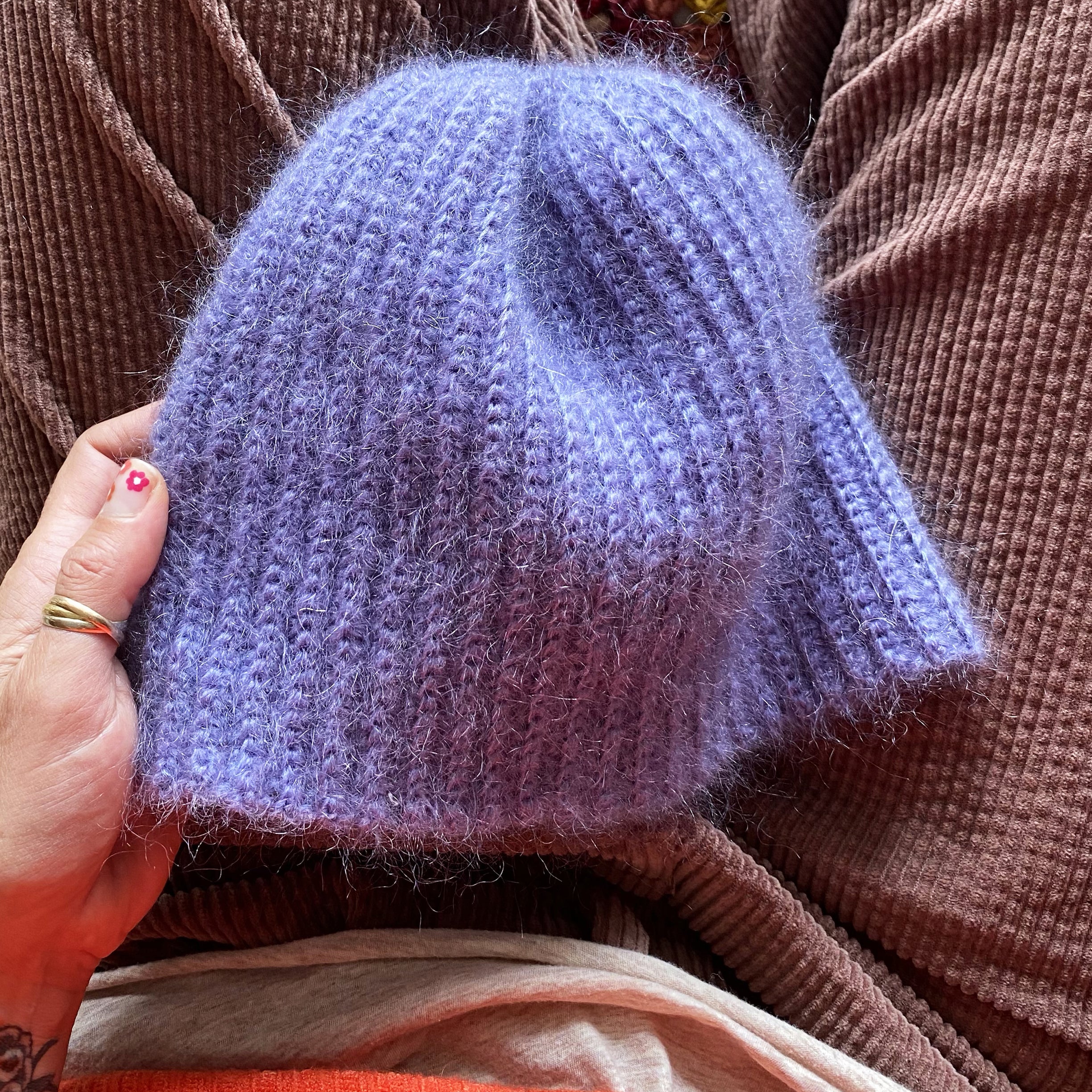 Le TINY BEANIE côtelé