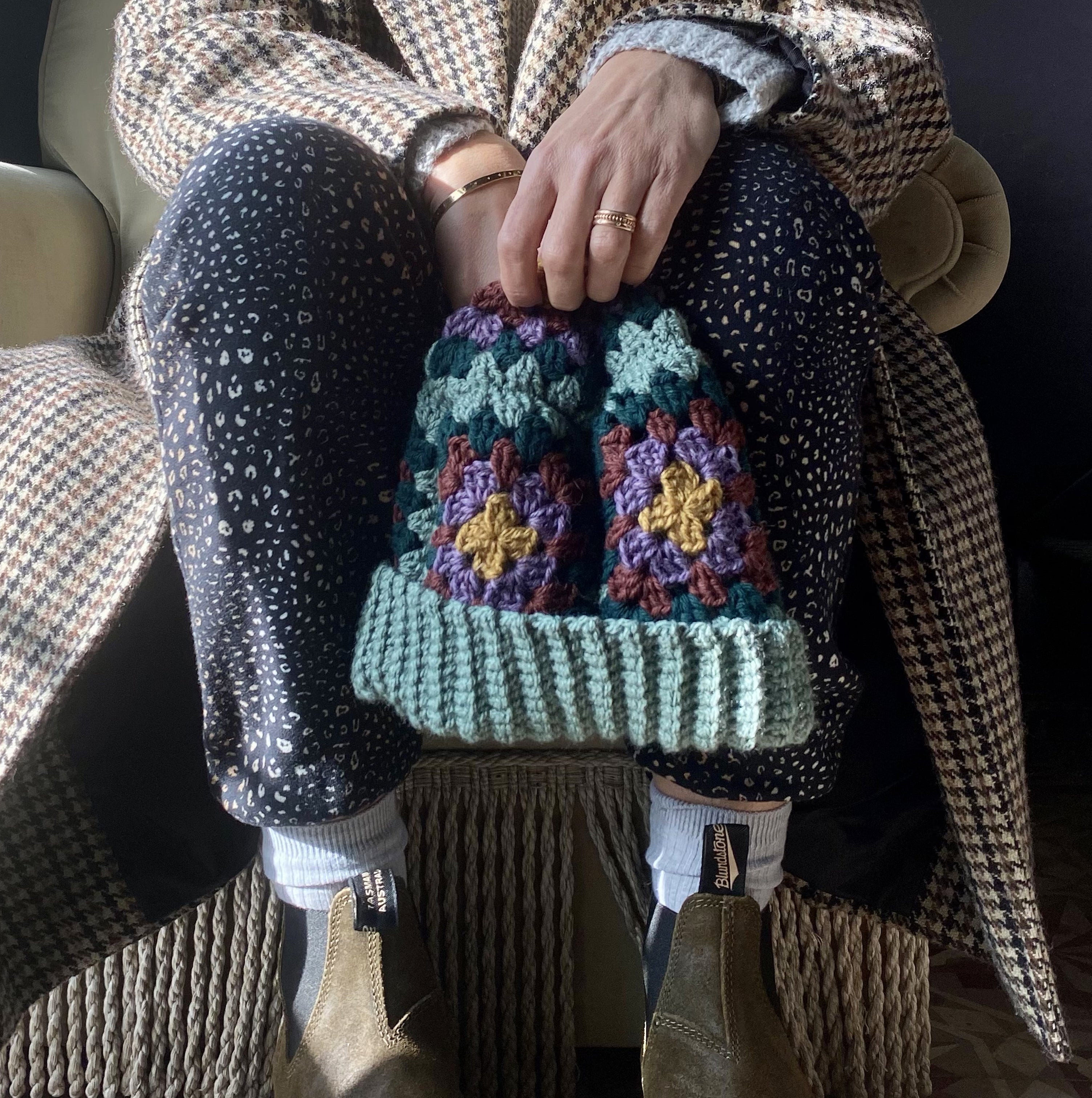 Le bonnet "LUNE" en GRANNY